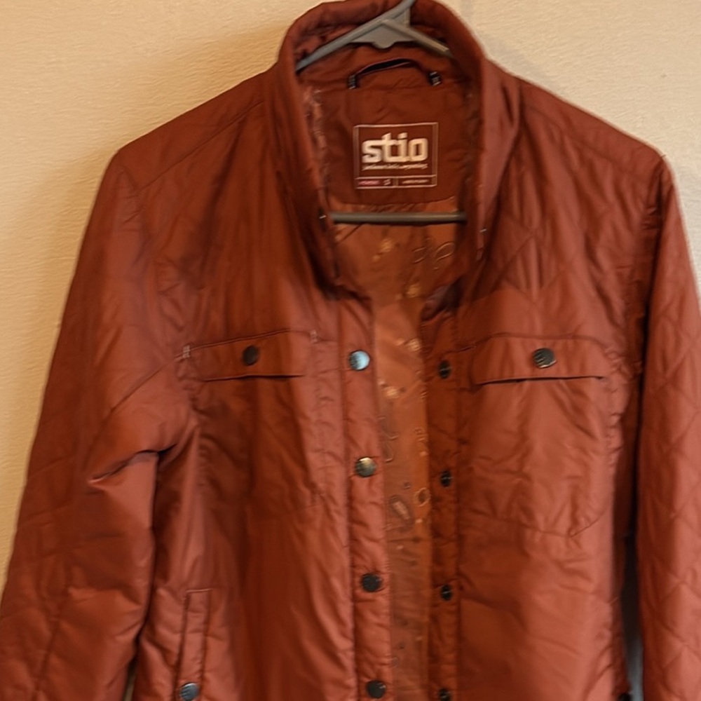 Stio Women's Sky Crest Jacket in Rust - Picture 4 of 6